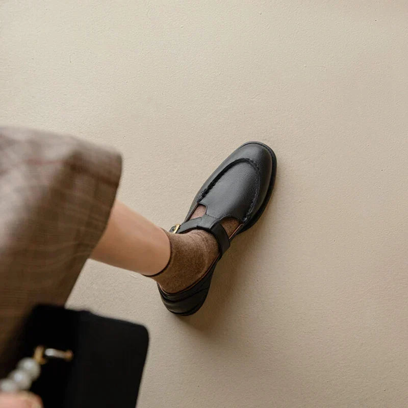 Belliora Retro Shoes