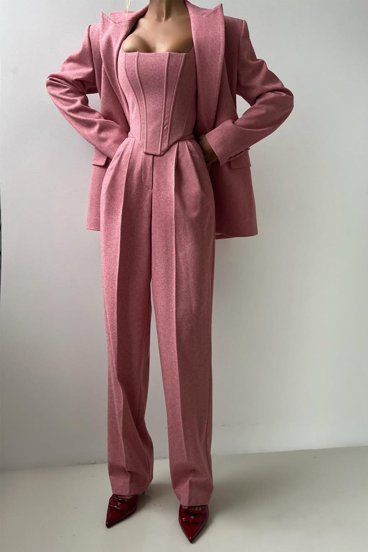 Grace - Three-Piece Set with Double-Breasted Blazer